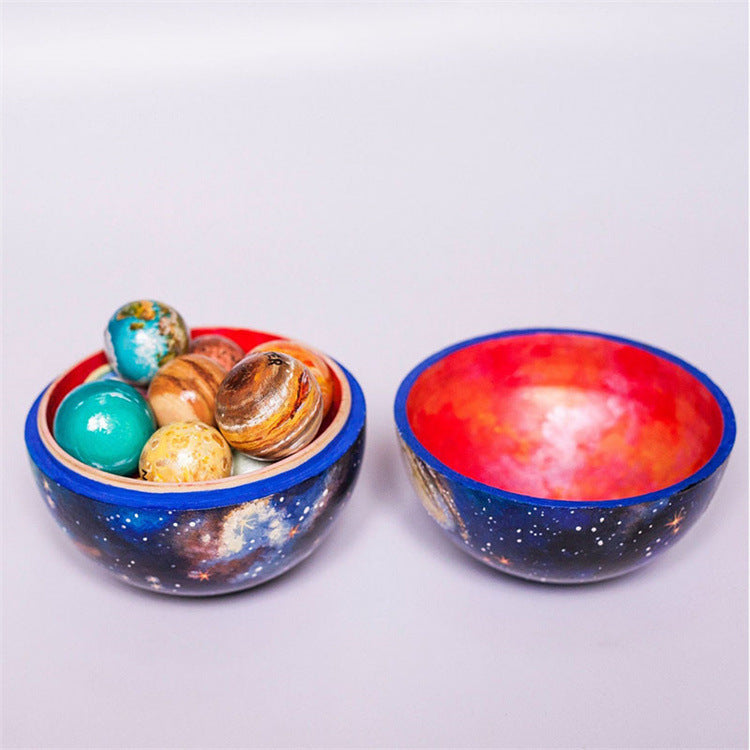 Simulation of The Solar System Model Figurines