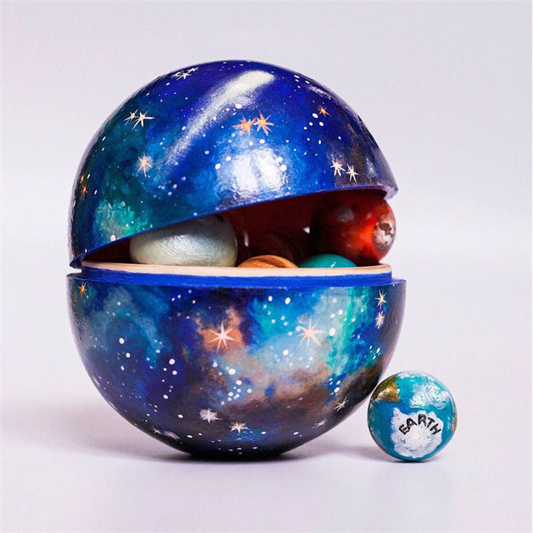 Simulation of The Solar System Model Figurines